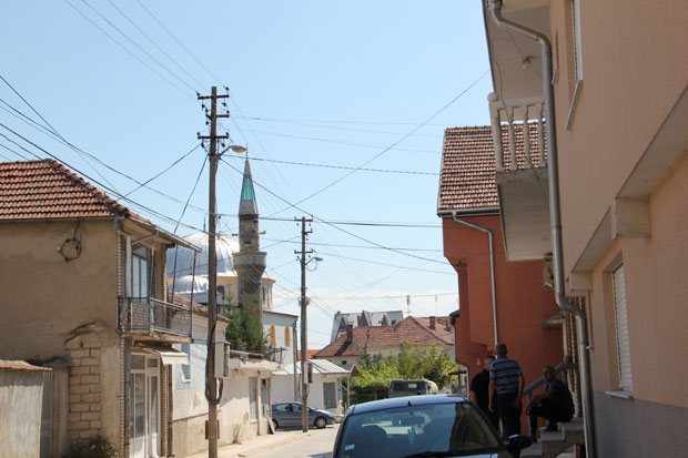 АЛБАНЦИ КОД БУЈАНОВЦА: Србија је и наша земља, тензије нам не требају